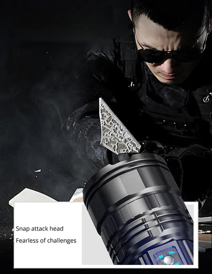 Lampe de poche LED ultra lumineuse, torche tactique puissante, batterie intégrée de 15 000 mAh, projecteurs d'urgence pour camping avec feu arrière